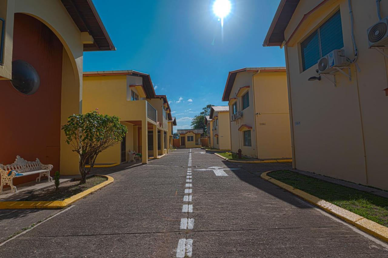 Villas Del Mar 拉塞瓦 外观 照片