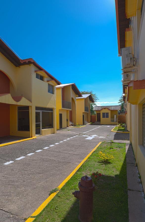 Villas Del Mar 拉塞瓦 外观 照片